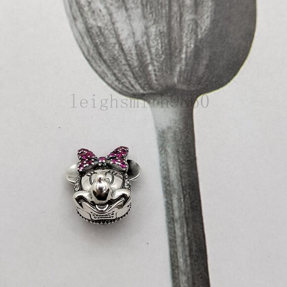 Pandora Minnie Mouse Pink Pavé Bow Clip Charm - Picture 2 of 7